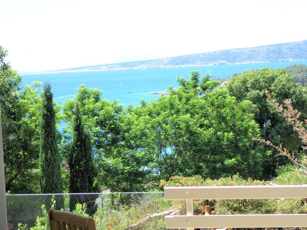 Apartman Kucer Krk Town Buitenkant foto